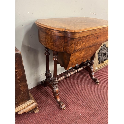 370 - Fine Regency inlaid sewing table - Approx size L: 71cm W: 42cm H: 71cm