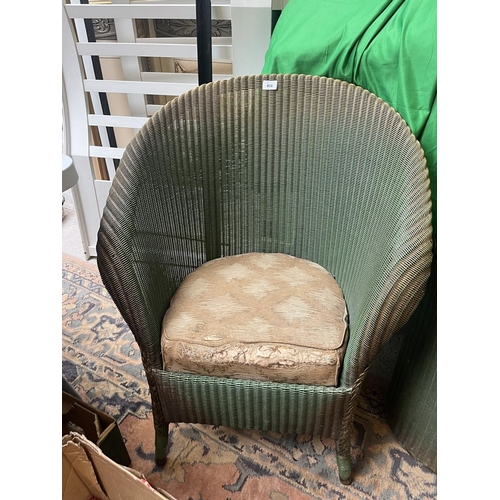 458 - Lloyd Loom chair and laundry basket