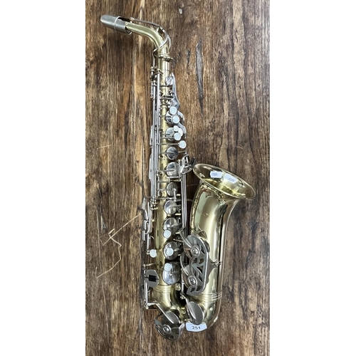 251 - Brass saxophone