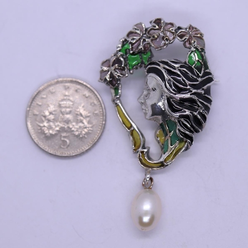 34 - Silver & enamel brooch