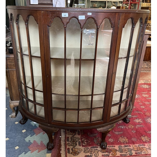 399 - Glazed display cabinet with ball & claw feet - Approx size: W: 120cm D: 42cm H: 120cm