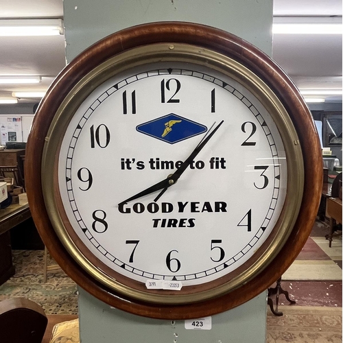 423 - Good Years Tyres clock