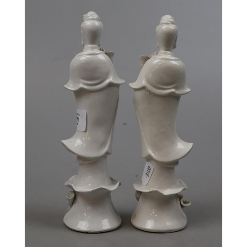 179 - Pair of early 20thC Chinese Blanc De Chine figures - 1 A/F