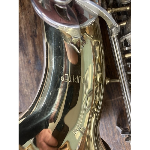 251 - Brass saxophone