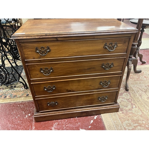 268 - Small chest of 4 drawers - Approx size: W: 61cm D: 37cm H: 61cm