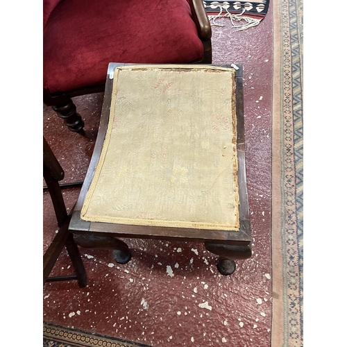 413 - Piano stool & folding chair