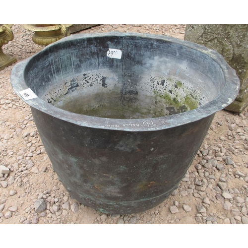 120 - Small copper cauldron