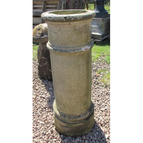 189 - Chimney pot - Approx Height: 90cm