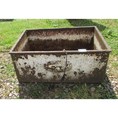 238 - Small metal trough