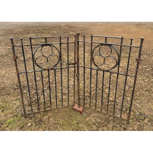 273 - Pair antique wrought iron garden gates - Approx sixe: 168cm x 137cm