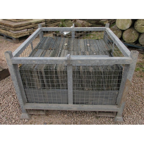 334 - Crate of 600 slate tiles 10“ x 20“