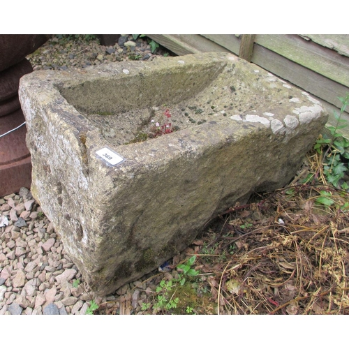 369 - Small stone trough - Approx Length: 58cm  Width: 33cm  Height: 30cm