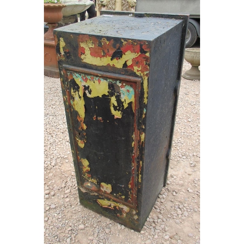 129 - Antique wall mounted postbox with key