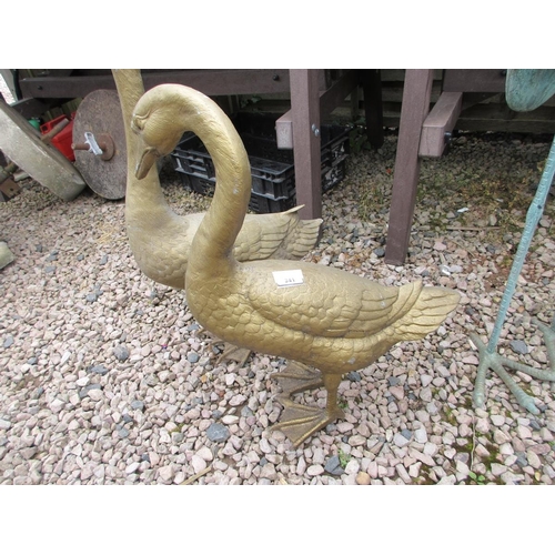 341 - 2 metal geese - Height of tallest: Approx 76cm