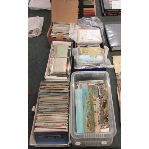 202 - Large collection of postcards