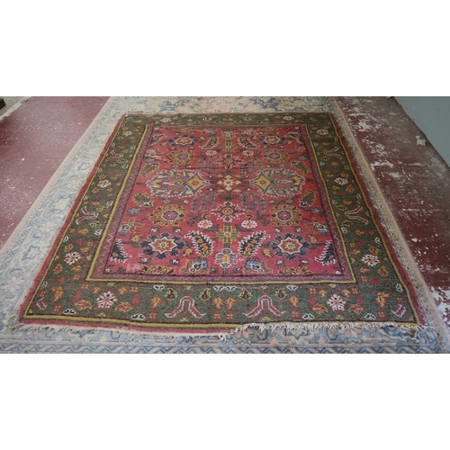 420 - Large patterned rug - Approx 222cm x 265cm