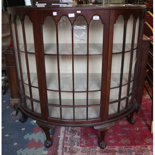 421 - Glazed display cabinet with ball & claw feet - Approx size: W: 120cm D: 42cm H: 120cm
