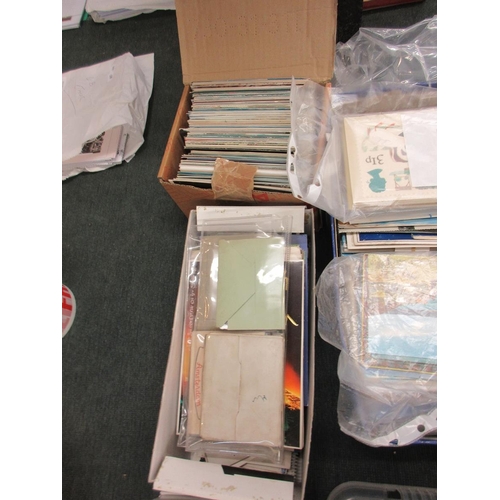 202 - Large collection of postcards