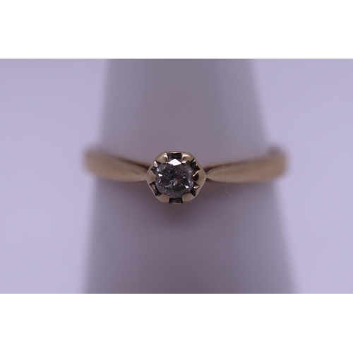 23 - 9ct gold diamond solitaire ring - Size L