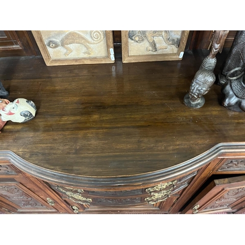 326 - Carved sideboard - Approx size: L: 150cm W: 54cm H: 126cm