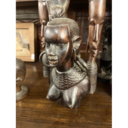 329 - Collection of tribal figures