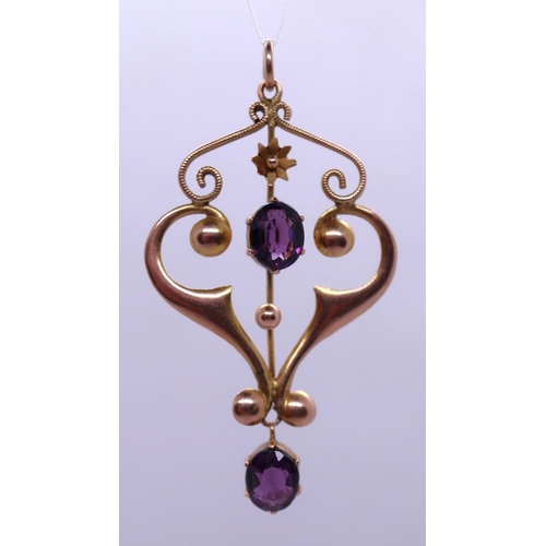 34 - 9ct gold and amethyst set pendant