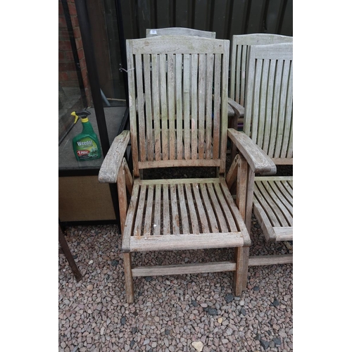 453 - Set of 8 good quality teak folding garden chairs