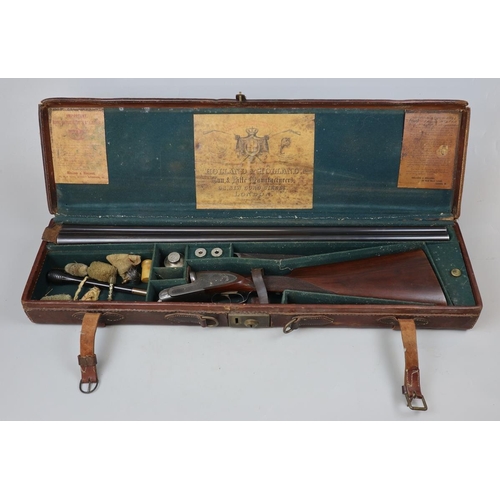 119 - Holland & Holland 12 gauge side by side shotgun 1903 in original case - Viewing of this lot by a... 