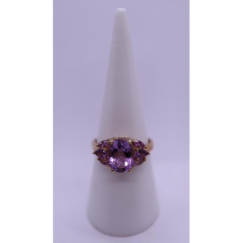 36 - 9ct gold amethyst set ring with COA - Size N