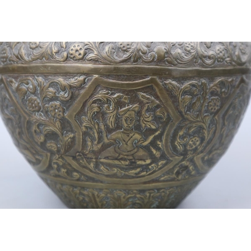 148 - Brass planter adorned with stags - Approx height 22cm