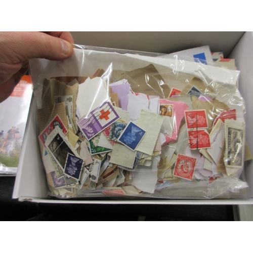 222 - Stamps - World box of stamps, kiloware and covers for sorting