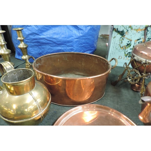 261 - Collection of brass and copper to include spirit kettle