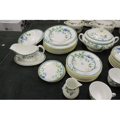 279 - Royal Worcester dinner service - Pasrorale pattern