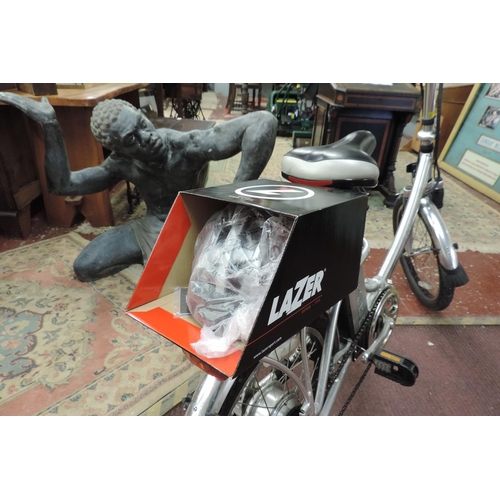 501 - Electric folding bike in working order to include helmet