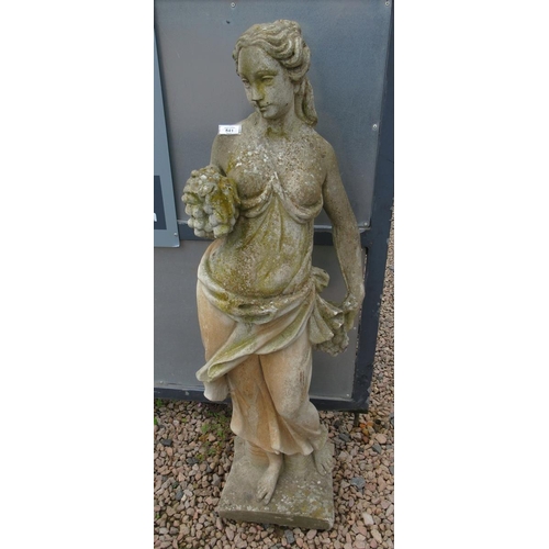541 - Two stone female statues - Approx Height: 122cm