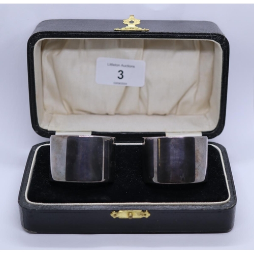 3 - Pair of cased hallmarked silver napkin rings - Approx weight: 52g