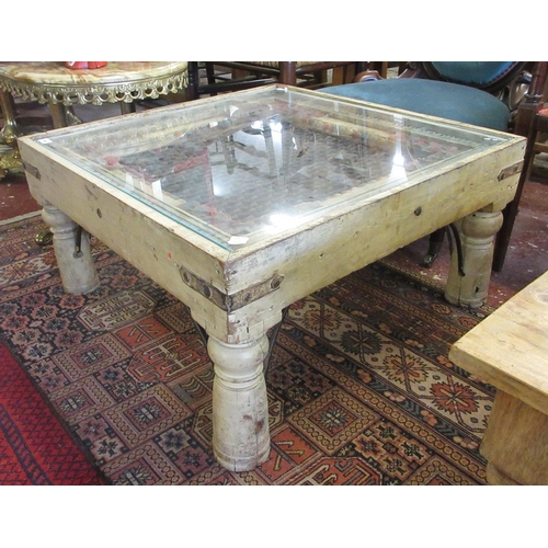 450 - Interesting carved coffee table metal work center covered by a glass top - Approx W: 79cm D: 79cm H:... 