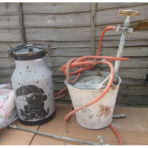 480 - Bucket and stirrup pump together with milk churn