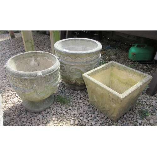 481 - 3 stone planters