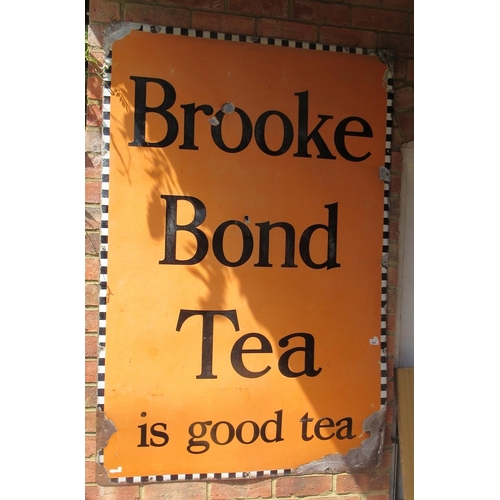 494 - Very large enamel Brook Bond Teasign - Size: 153cm x 102cm