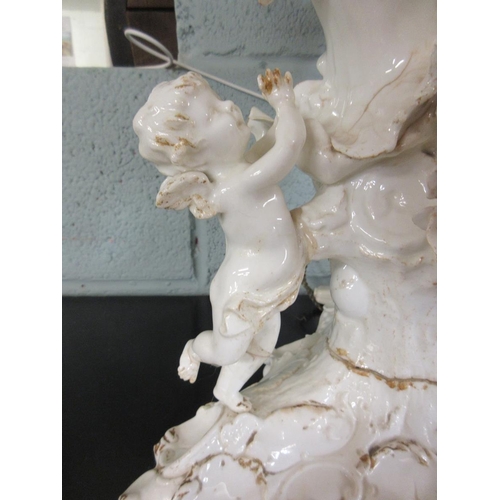 312 - Decorative ceramic cherub lamp