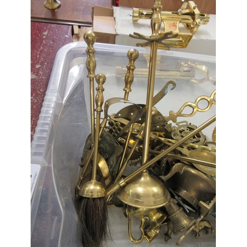 323 - Collection of brass