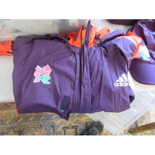 408 - Good collection of London 2012 Olympic/Paralympic collectables to include uniform, baton, shoes (siz... 