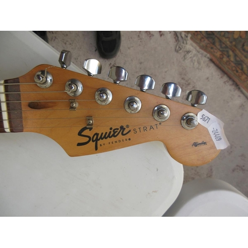 422 - Squire Strat electric guitar by fender