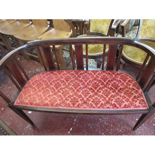 464 - Antique 2 seat settle