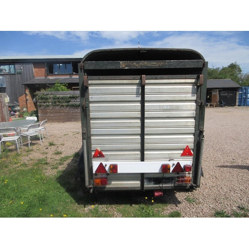 492 - Ifor Williams box trailer