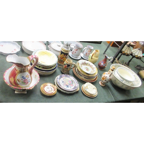 219 - Large collection of ceramics