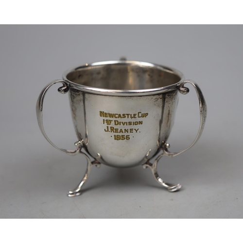 4 - Silver 3 handled cup - Approx weight 82g