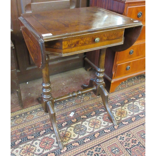 414 - Small mahogany and walnut sofa table