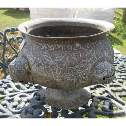 477 - Metal Oriental themed garden planter